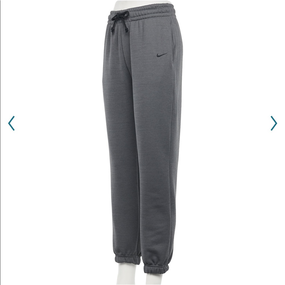 Nike Women’s Therma Fleece Training Sweatpants